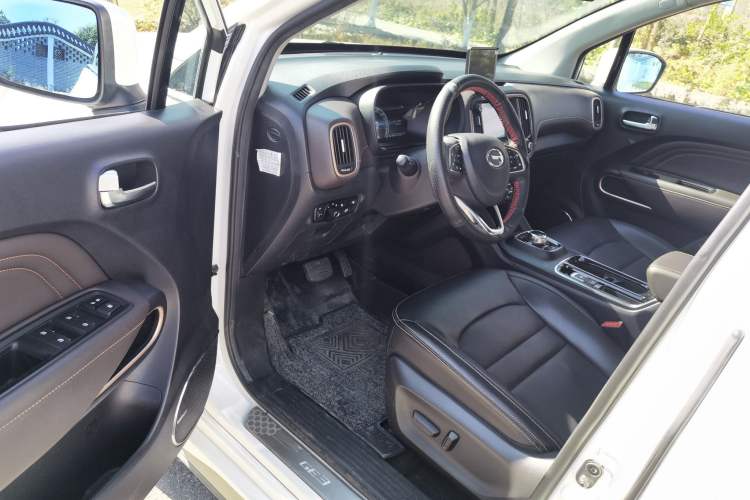 Used AION Trumpchi GE3 2018 530 Internet Enjoyment Version Driver Seat