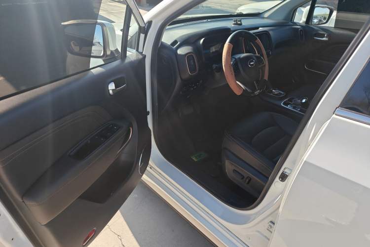 Used AION Trumpchi GE3 2018 530 Internet Enjoyment Version Driver Seat