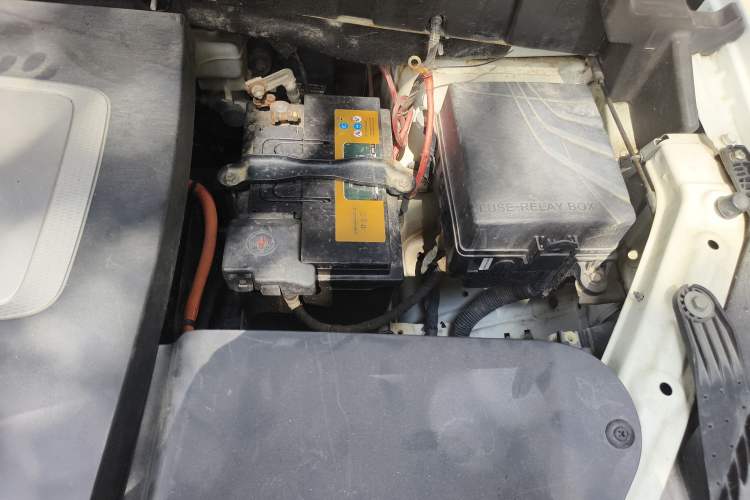 Used AION Trumpchi GE3 2018 530 Internet Premium Edition Engine Bay Left