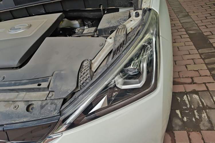 Used AION Trumpchi GE3 2018 530 Internet Enjoyment Version Engine Bay Left