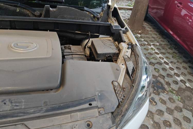 Used AION Trumpchi GE3 2018 530 Internet Enjoyment Version Engine Bay Left