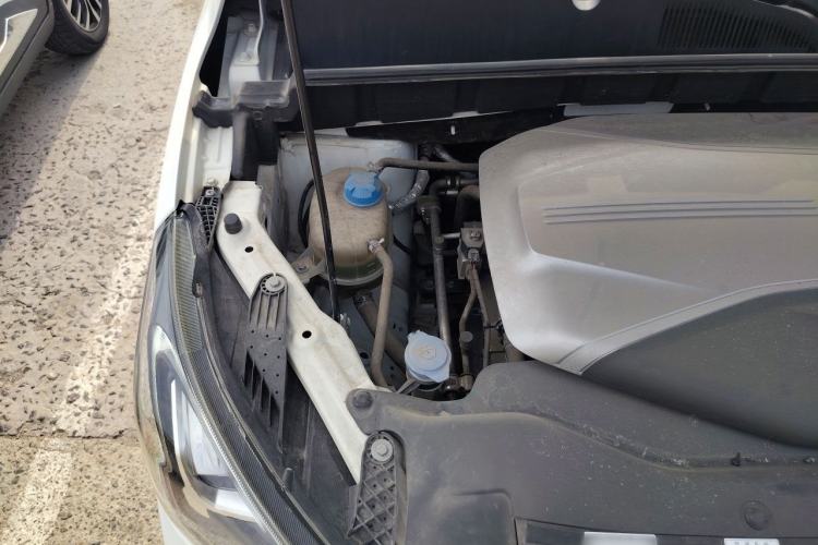 Used AION Trumpchi GE3 2018 530 Internet Enjoyment Version Engine Bay Right