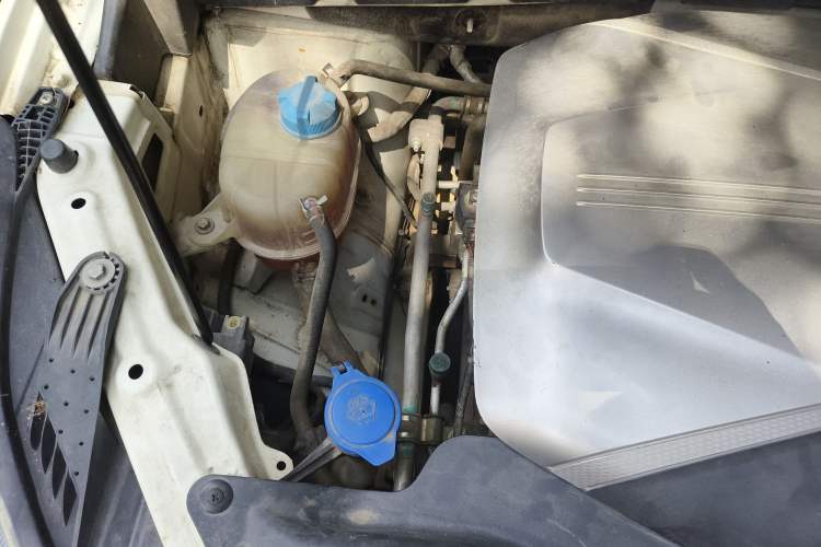 Used AION Trumpchi GE3 2018 530 Internet Premium Edition Engine Bay Right