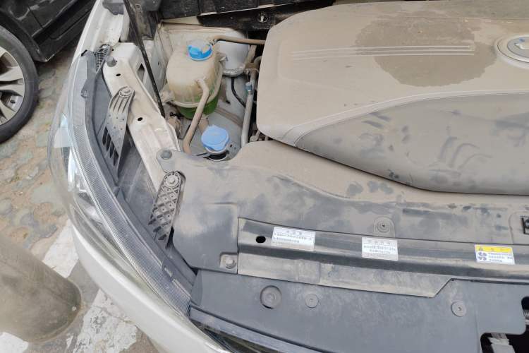 Used AION Trumpchi GE3 2018 530 Internet Premium Edition Engine Bay Right