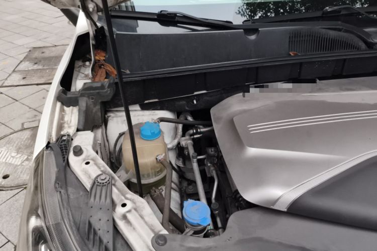 Used AION Trumpchi GE3 2018 530 Intelligent Edition Engine Bay Right