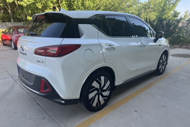 Used AION Trumpchi GE3 2018 530 Internet Enjoyment Version Exterior 2