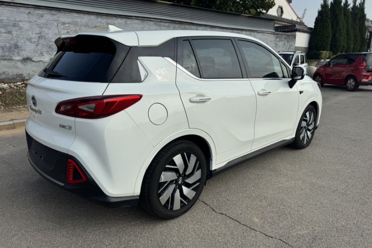 Used AION Trumpchi GE3 2018 530 Internet Enjoyment Version Exterior 4