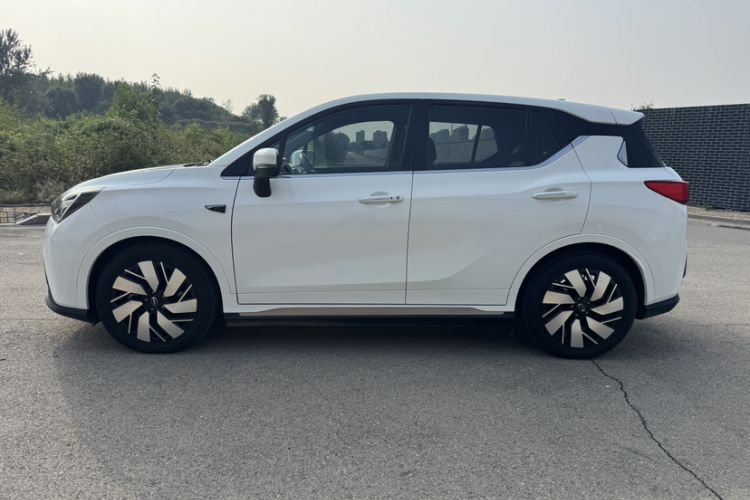 Used AION Trumpchi GE3 2018 530 Internet Enjoyment Version Exterior 5