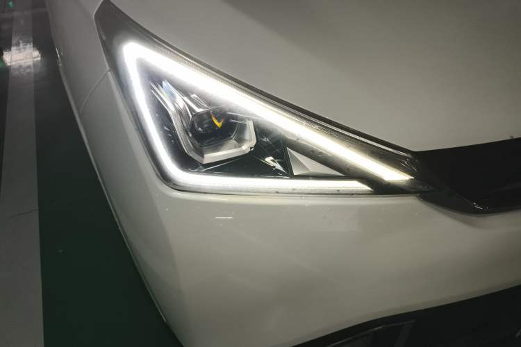 Used AION Trumpchi GE3 2018 530 Internet Enjoyment Version Exterior 6