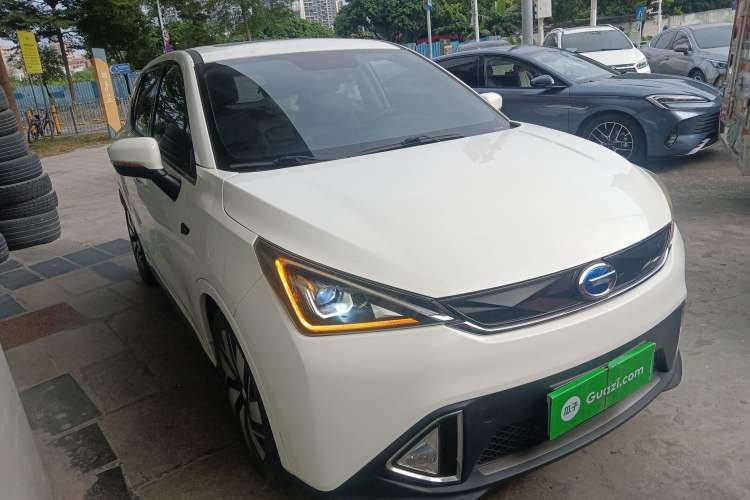 Used AION Trumpchi GE3 2018 530 Internet Enjoyment Version Front Right 45 Deg