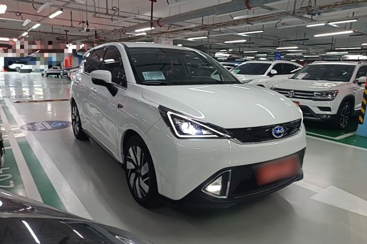 Used AION Trumpchi GE3 2018 530 Internet Enjoyment Version Front Right 45 Deg
