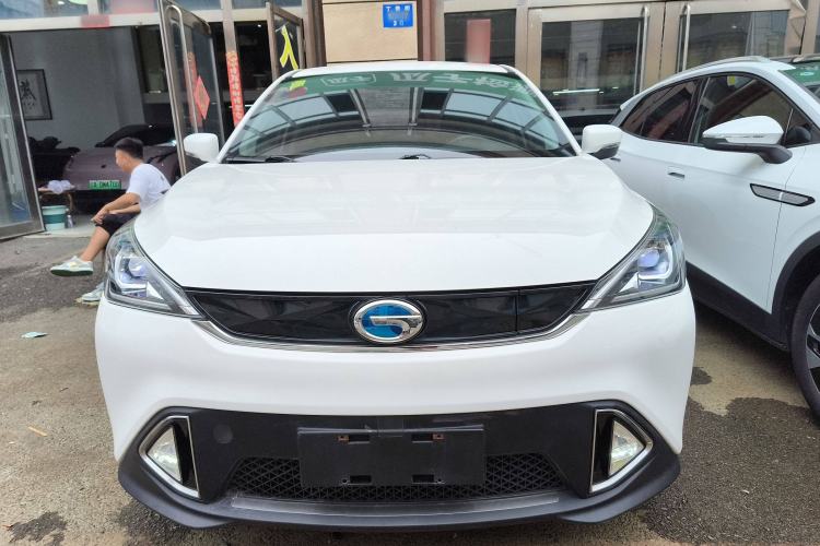 Used AION Trumpchi GE3 2018 530 Internet Enjoyment Version Front