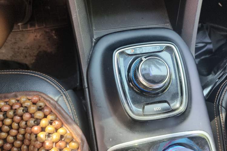 Used AION Trumpchi GE3 2018 530 Internet Premium Edition Gear Lever