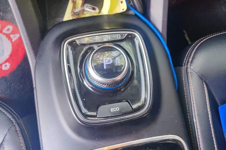 Used AION Trumpchi GE3 2018 530 Internet Enjoyment Version Gear Lever