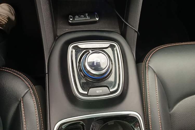 Used AION Trumpchi GE3 2018 530 Internet Enjoyment Version Gear Lever