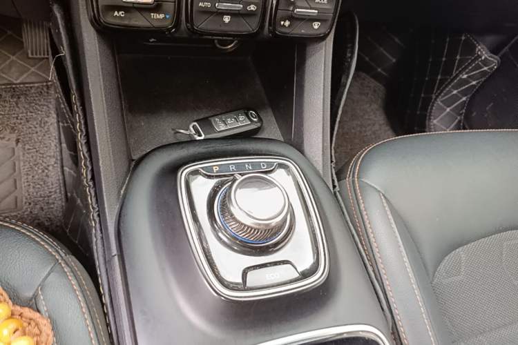 Used AION Trumpchi GE3 2018 530 Enjoy Edition Gear Lever