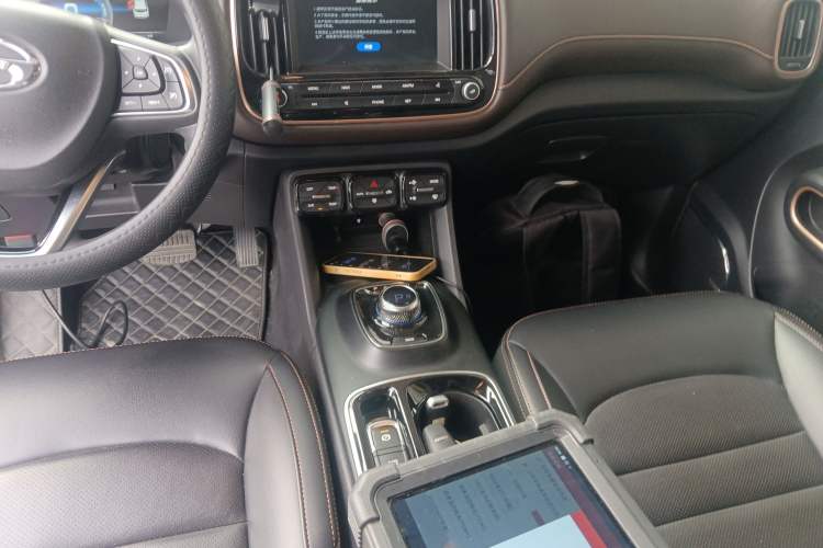 Used AION Trumpchi GE3 2018 530 Internet Enjoyment Version Gear Lever