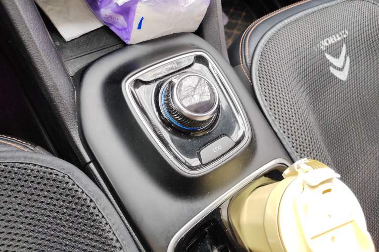 Used AION Trumpchi GE3 2018 530 Internet Premium Edition Gear Lever