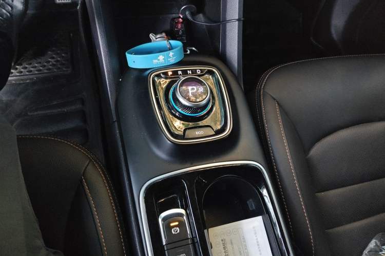 Used AION Trumpchi GE3 2018 530 Internet Enjoyment Version Gear Lever