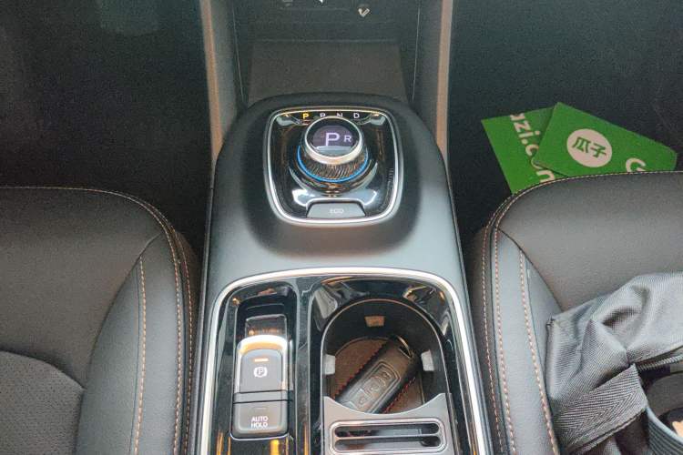 Used AION Trumpchi GE3 2018 530 Internet Enjoyment Version Gear Lever