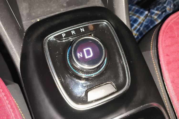Used AION Trumpchi GE3 2018 530 Internet Enjoyment Version Gear Lever