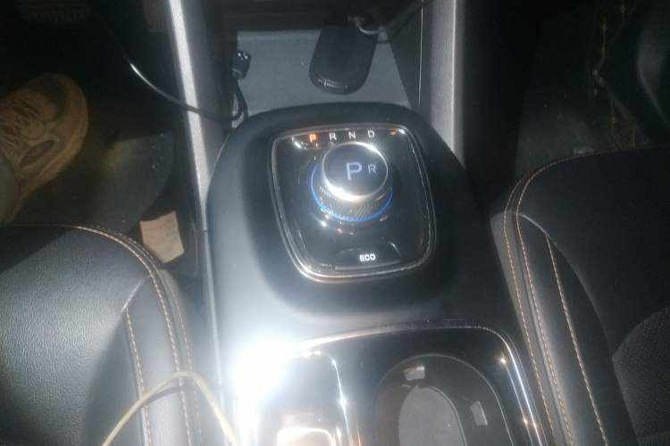 Used AION Trumpchi GE3 2018 530 Internet Enjoyment Version Gear Lever
