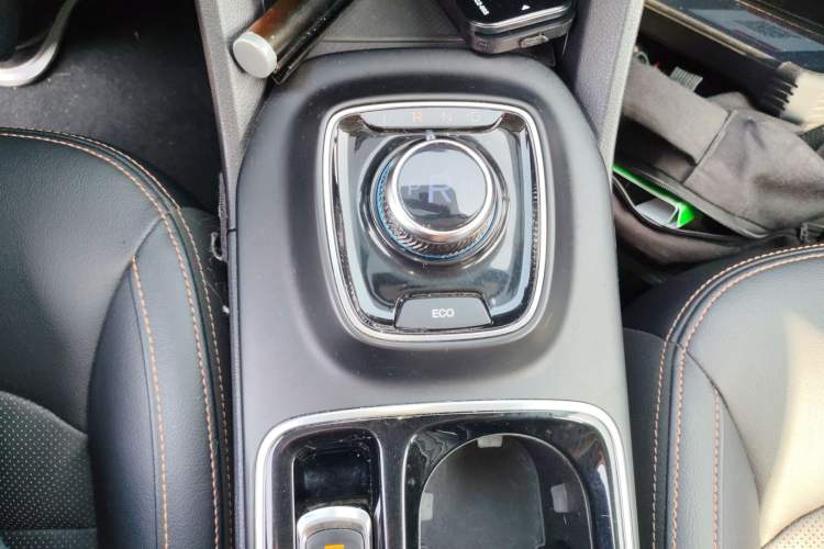 Used AION Trumpchi GE3 2018 530 Internet Enjoyment Version Gear Lever