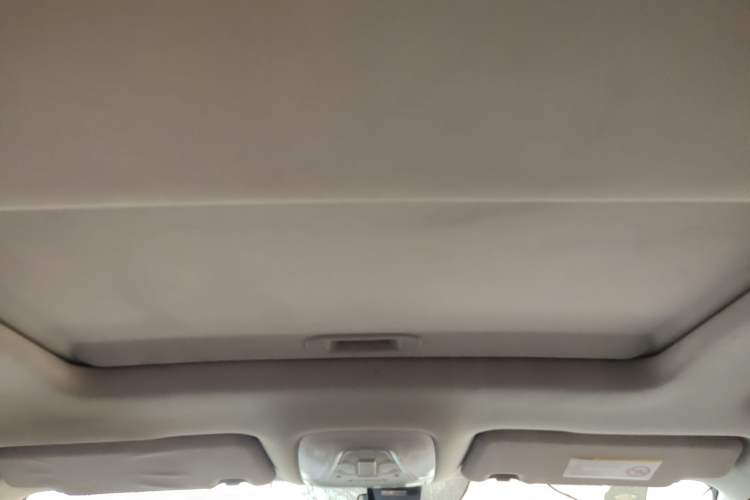 Used AION Trumpchi GE3 2018 530 Internet Enjoyment Version Headliner