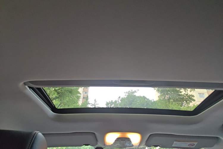 Used AION Trumpchi GE3 2018 530 Internet Enjoyment Version Headliner