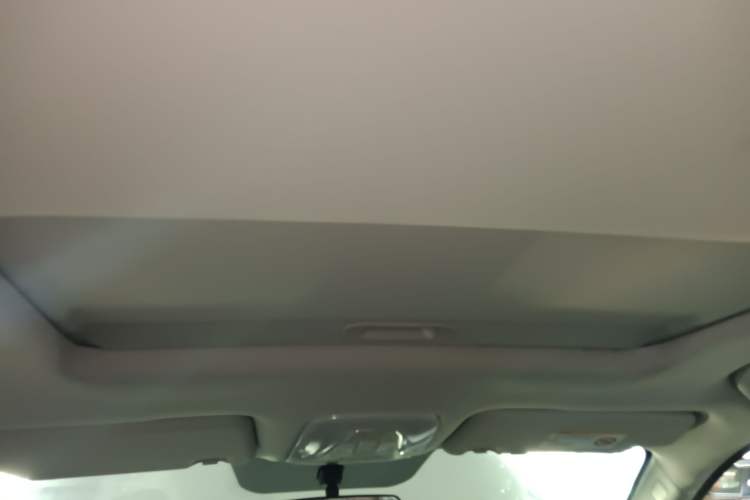 Used AION Trumpchi GE3 2018 530 Internet Enjoyment Version Headliner
