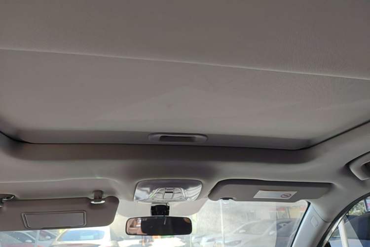 Used AION Trumpchi GE3 2018 530 Internet Enjoyment Version Headliner