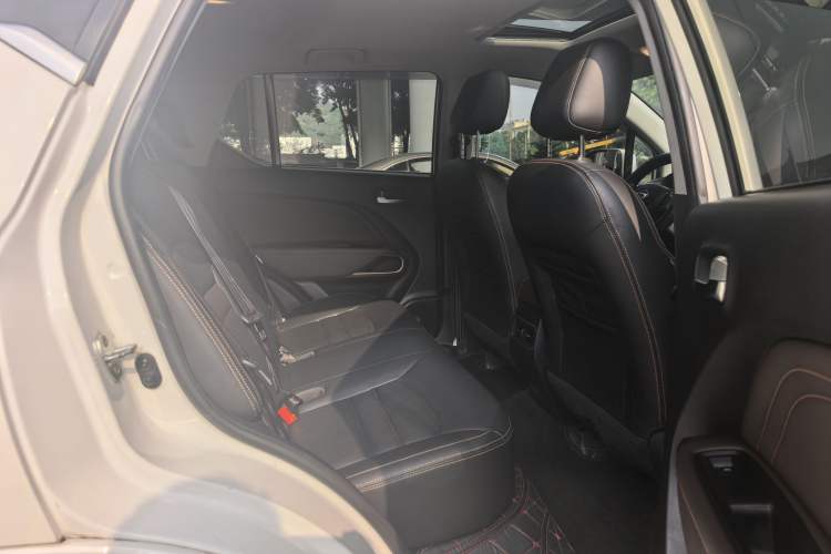 Used AION Trumpchi GE3 2018 530 Internet Enjoyment Version Interior 3
