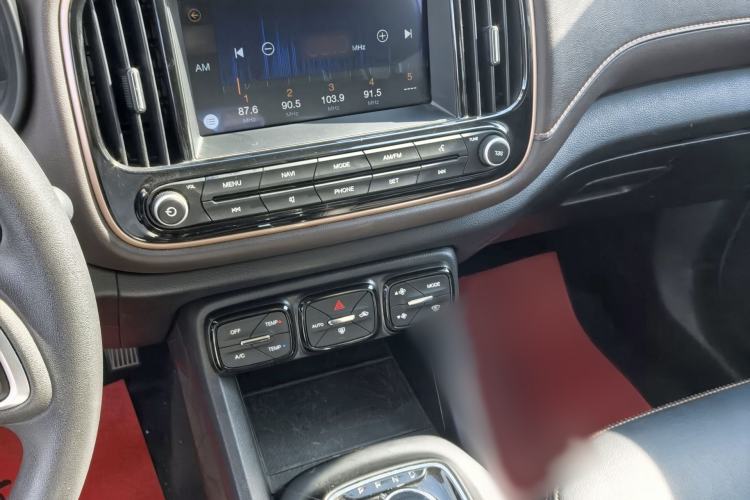 Used AION Trumpchi GE3 2018 530 Internet Enjoyment Version Interior 6