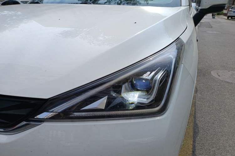 Used AION Trumpchi GE3 2018 530 Internet Enjoyment Version Left Front Headlight