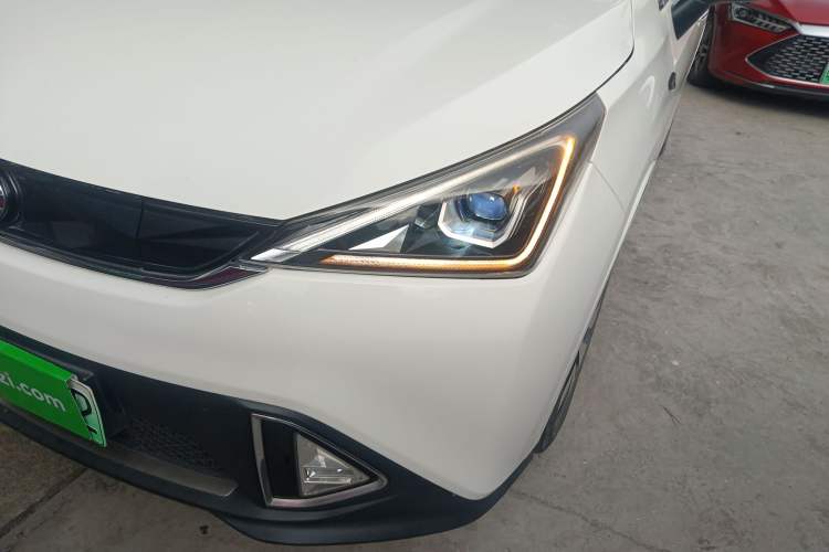 Used AION Trumpchi GE3 2018 530 Internet Enjoyment Version Left Front Headlight