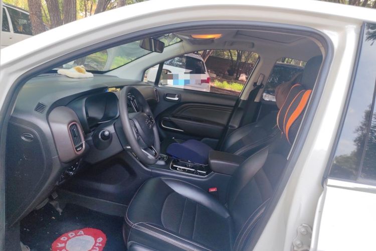 Used AION Trumpchi GE3 2018 530 Internet Enjoyment Version Left Front Seat