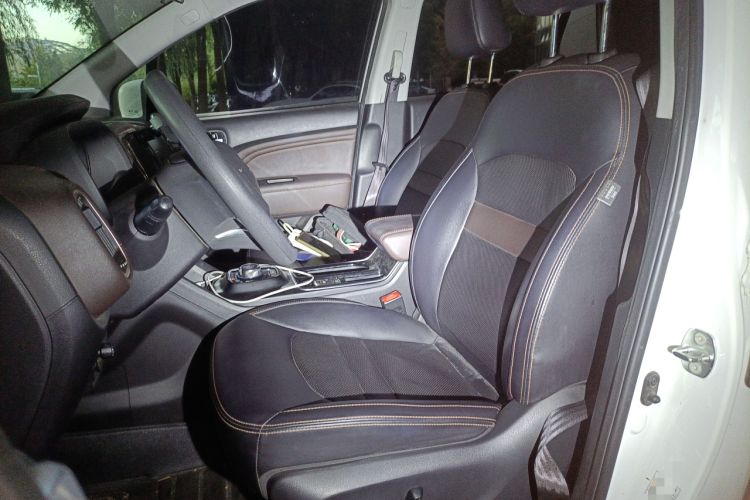 Used AION Trumpchi GE3 2018 530 Internet Enjoyment Version Left Front Seat