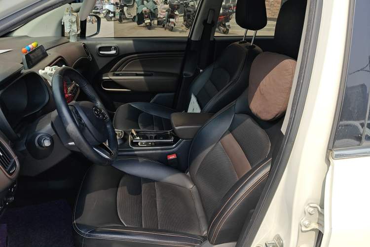 Used AION Trumpchi GE3 2018 530 Internet Premium Edition Left Front Seat