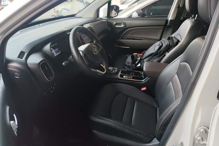 Used AION Trumpchi GE3 2018 530 Internet Enjoyment Version Left Front Seat