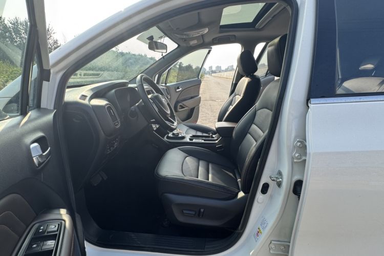 Used AION Trumpchi GE3 2018 530 Internet Enjoyment Version Left Front Seat