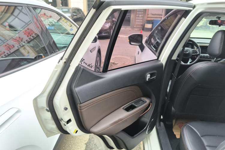 Used AION Trumpchi GE3 2018 530 Internet Enjoyment Version Left Rear Door Interior