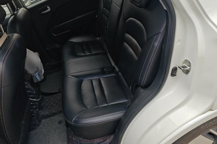 Used AION Trumpchi GE3 2018 530 Internet Enjoyment Version Left Rear Seat