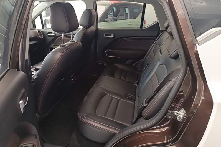 Used AION Trumpchi GE3 2018 530 Internet Enjoyment Version Left Rear Seat