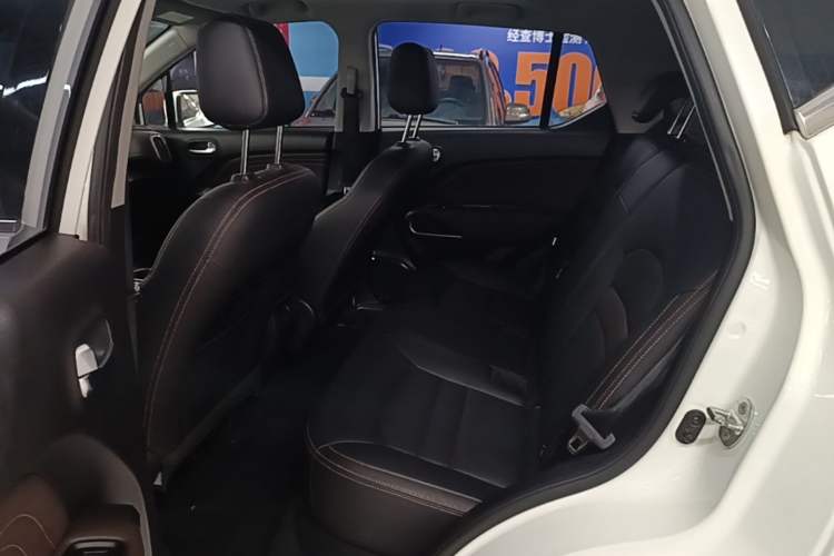 Used AION Trumpchi GE3 2018 530 Internet Enjoyment Version Left Rear Seat