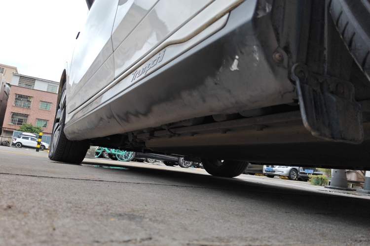 Used AION Trumpchi GE3 2018 530 Internet Enjoyment Version Left Side Sill