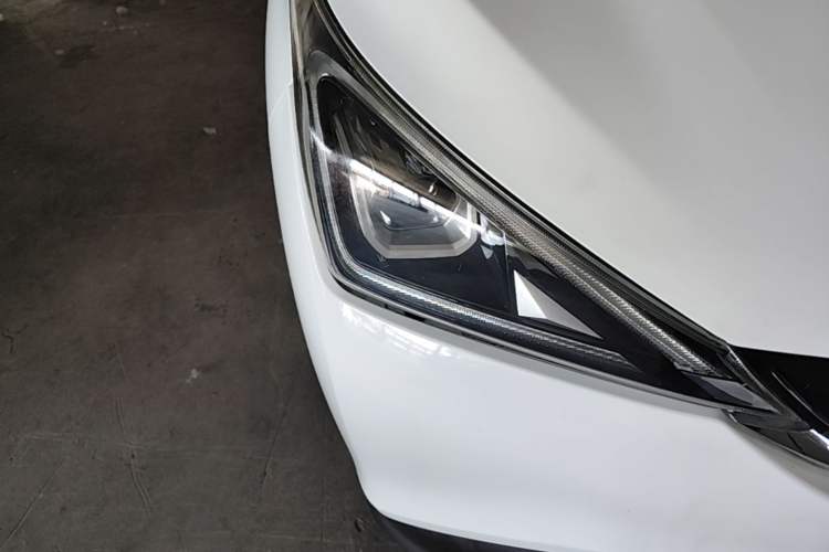 Used AION Trumpchi GE3 2018 530 Enjoy Edition Right Front Headlight