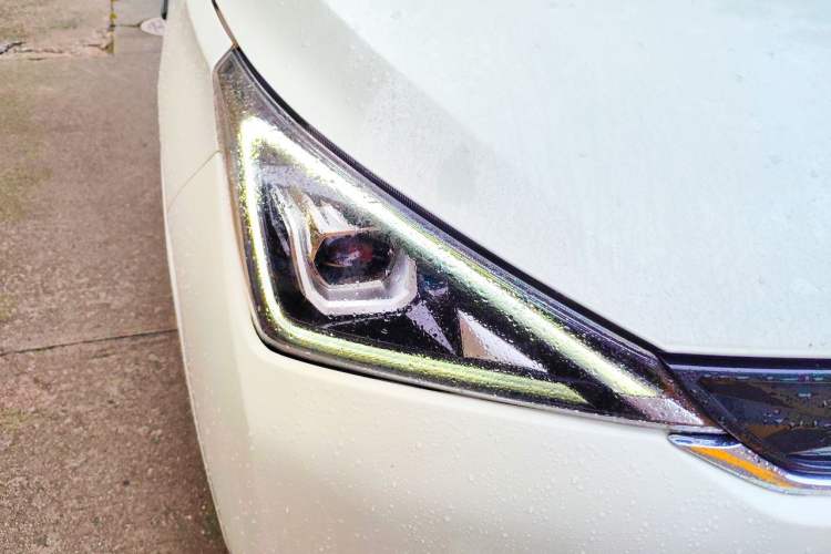 Used AION Trumpchi GE3 2018 530 Enjoy Edition Right Front Headlight