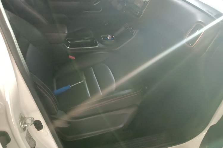 Used AION Trumpchi GE3 2018 530 Internet Enjoyment Version Right Front Seat