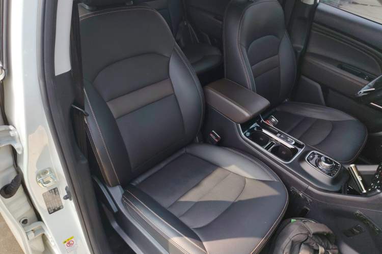 Used AION Trumpchi GE3 2018 530 Internet Enjoyment Version Right Front Seat