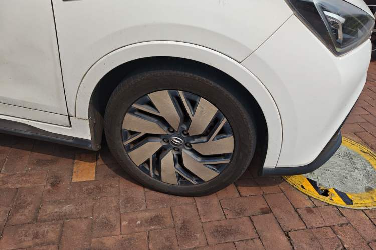 Used AION Trumpchi GE3 2018 530 Enjoy Edition Right Front Wheel Hub
